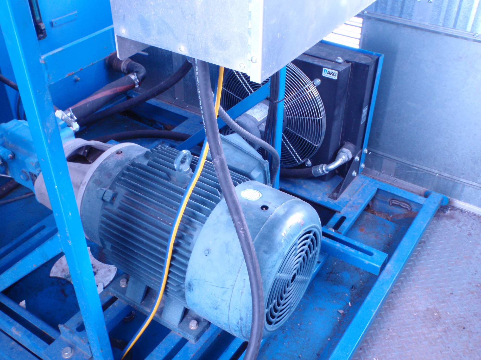 ARMOUREE HYDRAULIC PUMPING UNIT